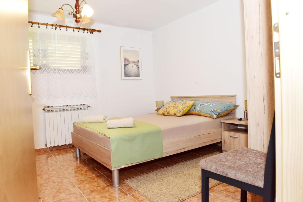Apartman Bingo Josipdol Exterior photo